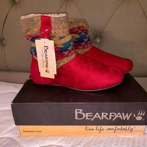 NWT Bearpaw boots